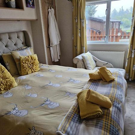 Вилла Cairn View Chalet Авимор Экстерьер фото